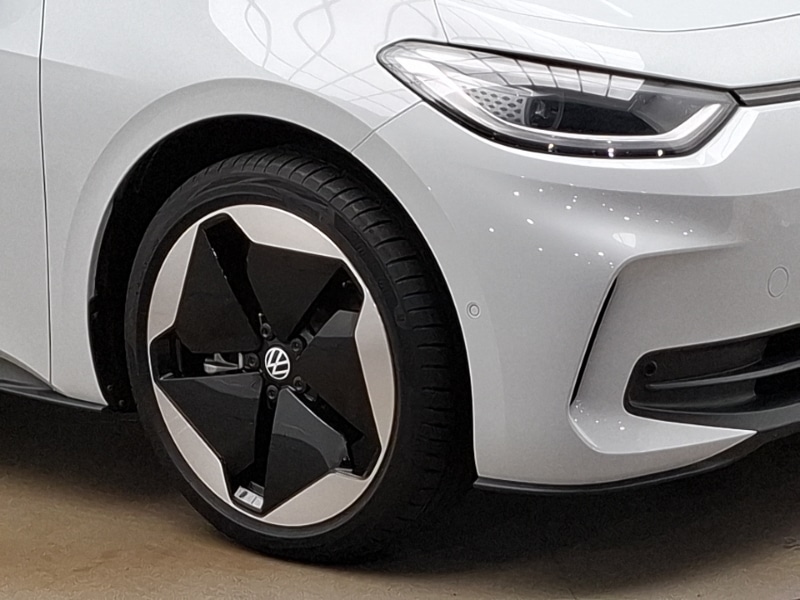 Used Volkswagen ID.3 2025 for sale - 76970557: Photo 9