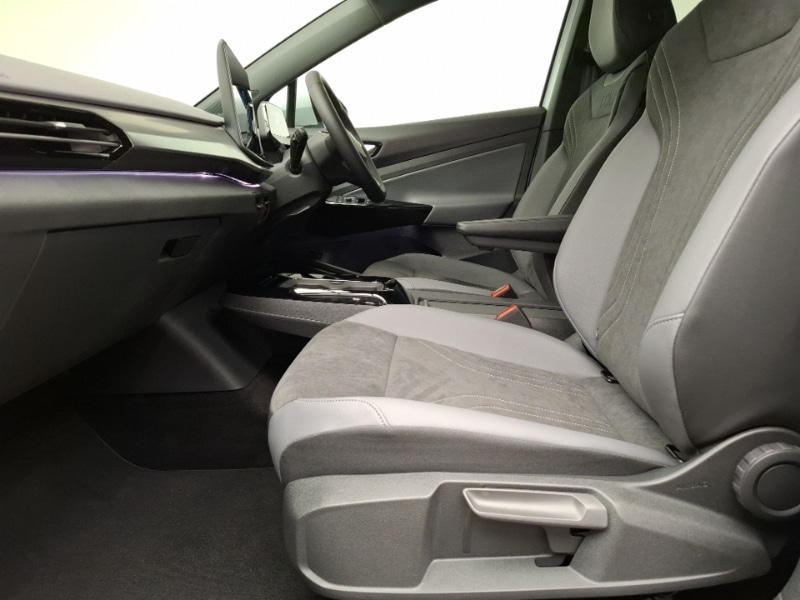 Used Volkswagen ID.5 2025 for sale - 76373195: Photo 5