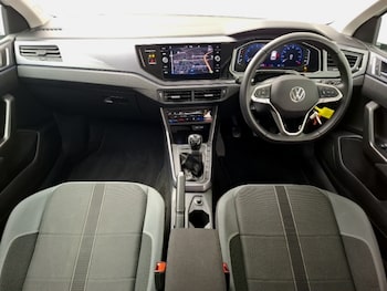 Used Volkswagen Polo 2023 for sale - 76053307: Photo 2