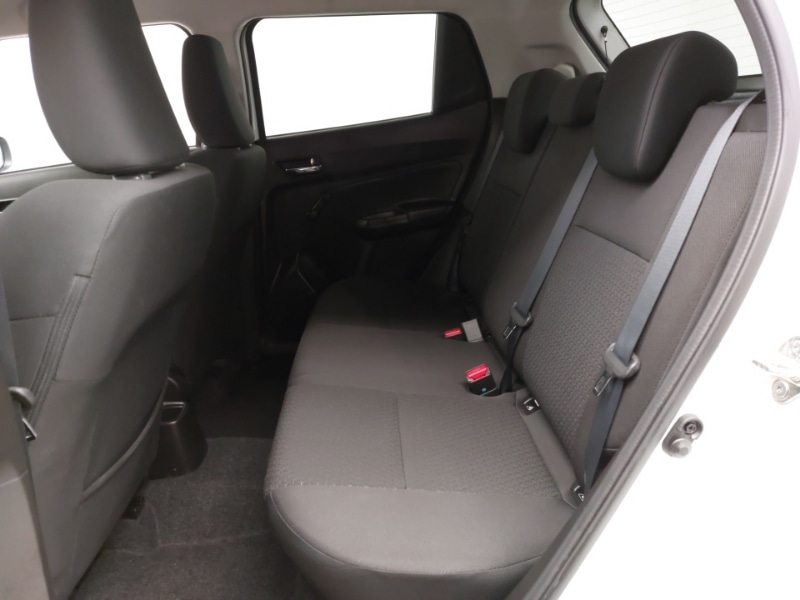 Used Suzuki Swift 2022 for sale - 76083186: Photo 6