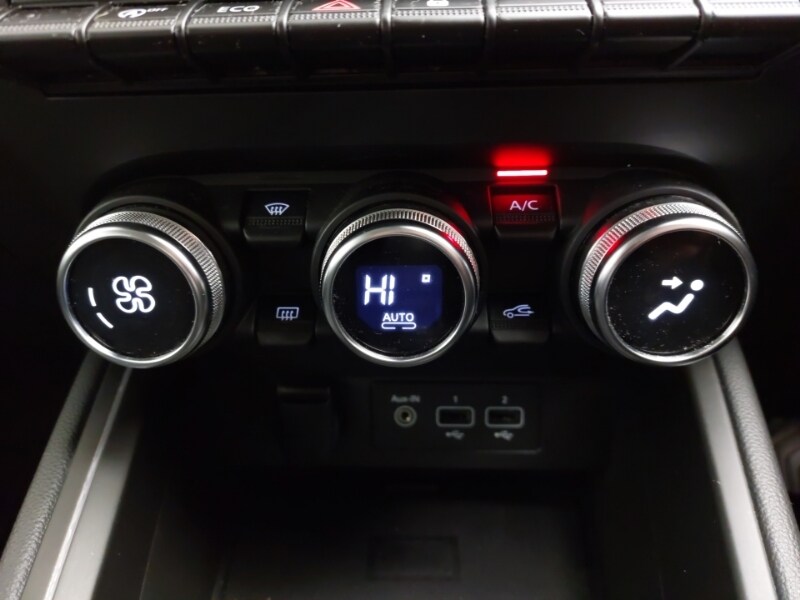 Used Renault Clio 2022 for sale - 76343611: Photo 16