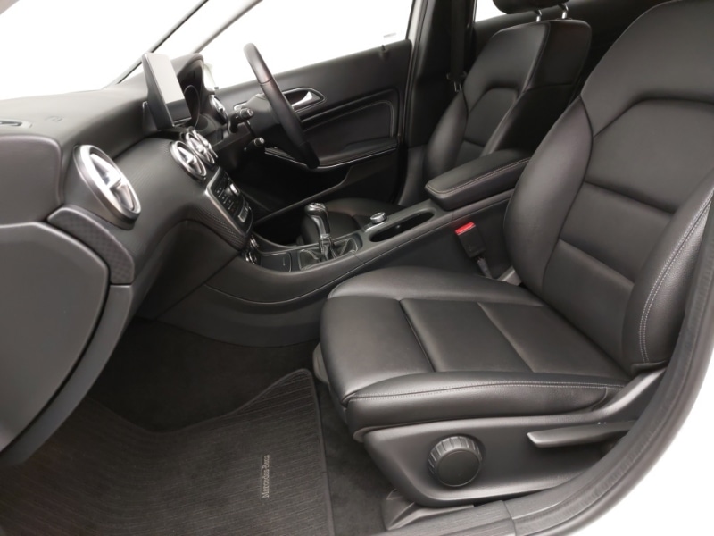 Used Mercedes-Benz A-Class 2017 for sale - 77114600: Photo 5