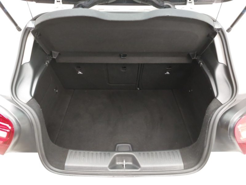 Used Mercedes-Benz A-Class 2017 for sale - 77114600: Photo 8