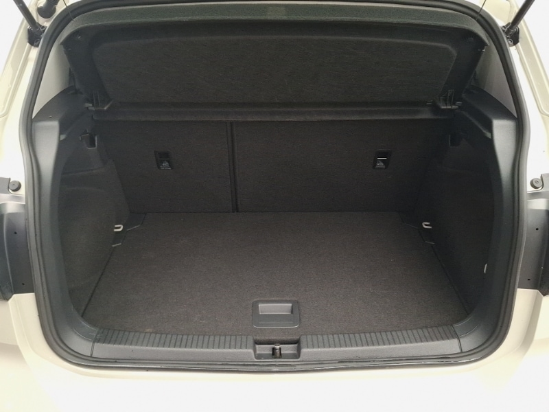 Used Volkswagen T-Cross 2023 for sale - 77948010: Photo 8