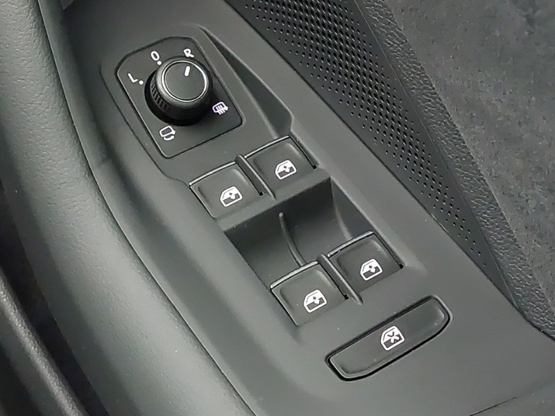 Used Volkswagen Passat 2024 for sale - 76925156: Photo 17