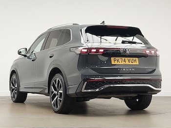 Used Volkswagen Tiguan 2024 for sale - 74973207: Photo