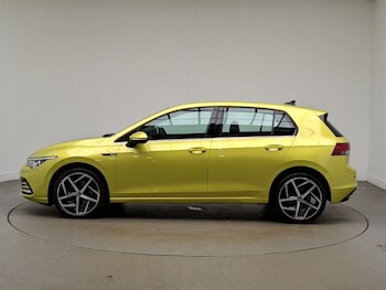 Used Volkswagen Golf 2021 for sale - 75267213: Photo