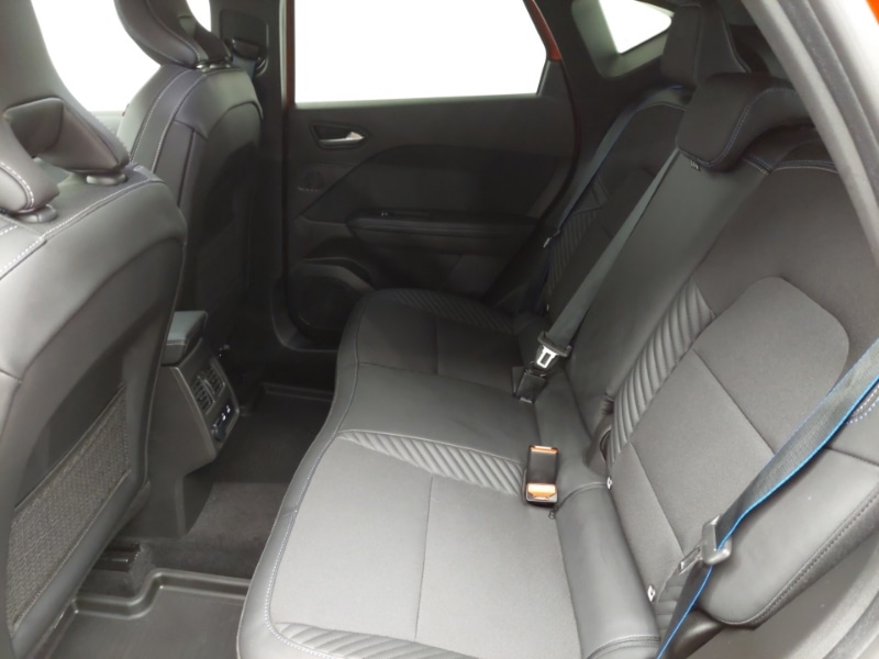 Used Renault Captur 2025 for sale - 76924875: Photo 6