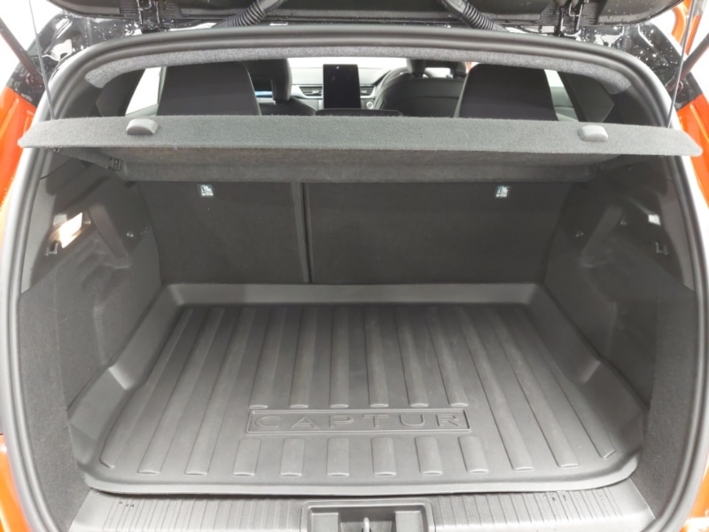 Used Renault Captur 2025 for sale - 76924875: Photo 8