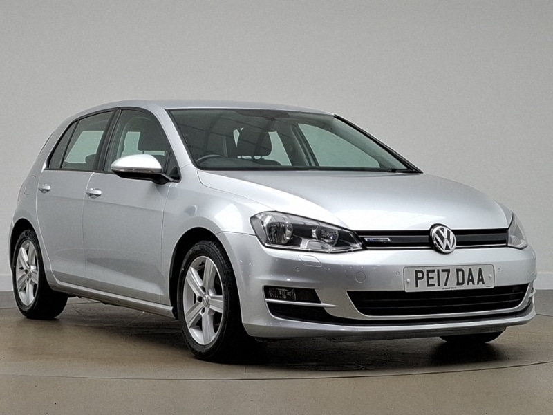 Used Volkswagen Golf 2017 for sale - 76951840: Photo 1