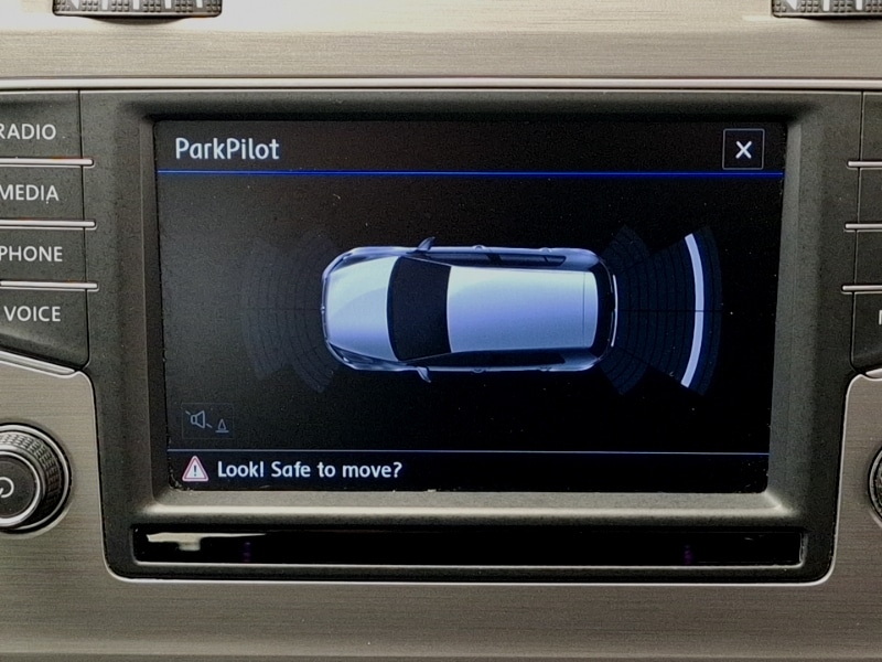 Used Volkswagen Golf 2017 for sale - 76951840: Photo 11