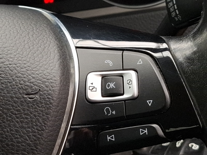 Used Volkswagen Golf 2017 for sale - 76951840: Photo 18