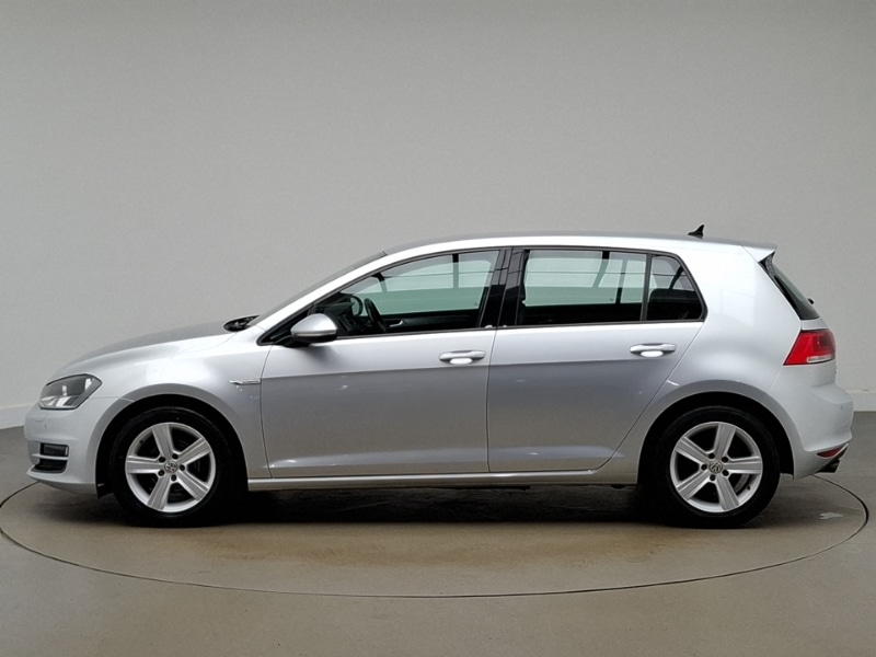 Used Volkswagen Golf 2017 for sale - 76951840: Photo 4