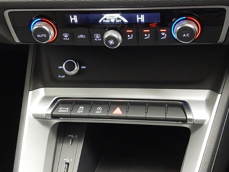 Used Audi Q3 2019 for sale - 76967299: Photo 14