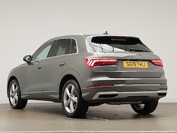 Used Audi Q3 2019 for sale - 76967299: Photo