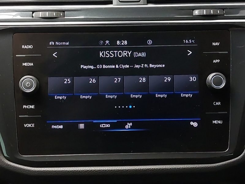 Used Volkswagen Tiguan 2023 for sale - 77062679: Photo 10