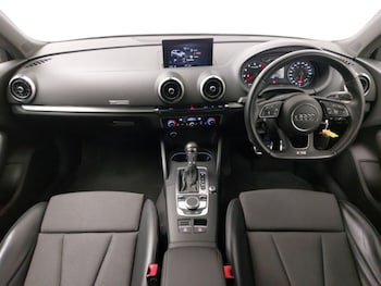 Used Audi A3 2018 for sale - 76556307: Photo