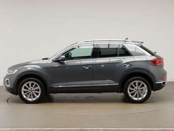 Used Volkswagen T-Roc 2024 for sale - 74940682: Photo