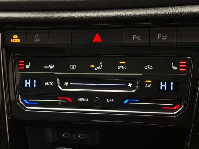 Used Volkswagen T-Roc 2025 for sale - 76116450: Photo 17