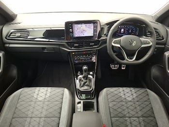 Used Volkswagen T-Roc 2025 for sale - 76116450: Photo 2