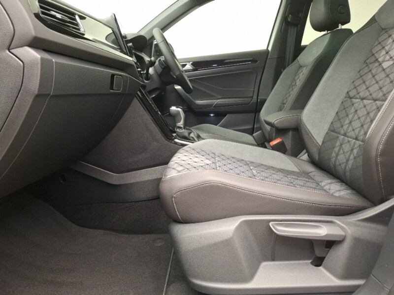 Used Volkswagen T-Roc 2025 for sale - 76116450: Photo 5