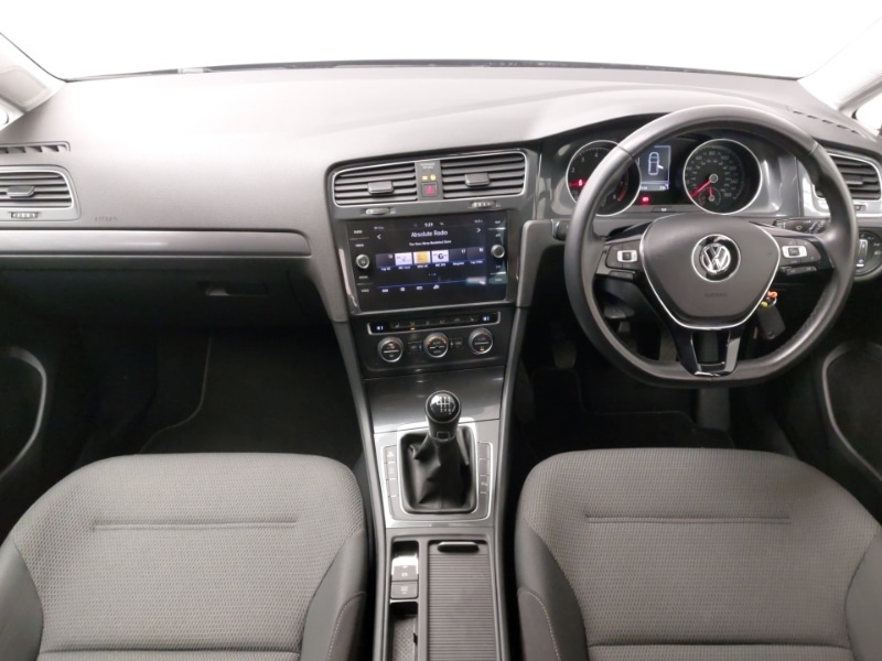 Used Volkswagen Golf 2020 for sale - 77678171: Photo 2