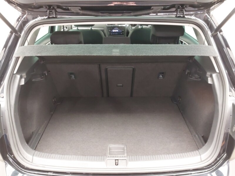 Used Volkswagen Golf 2020 for sale - 77678171: Photo 8