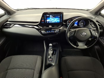 Used Toyota C-HR 2019 for sale - 79612287: Photo