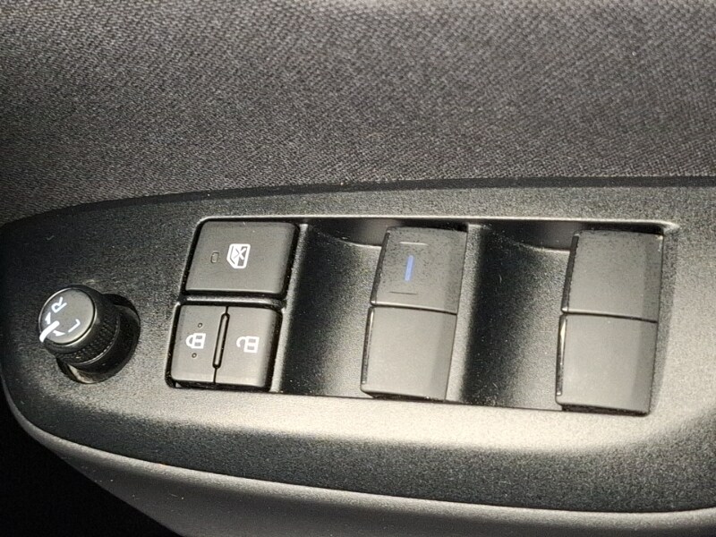 Used Toyota Yaris Cross 2022 for sale - 77024403: Photo 19