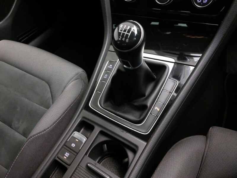 Used Volkswagen Golf 2018 for sale - 77678019: Photo 15