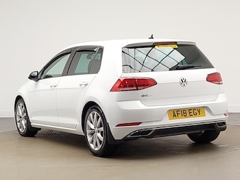 Used Volkswagen Golf 2018 for sale - 77678019: Photo