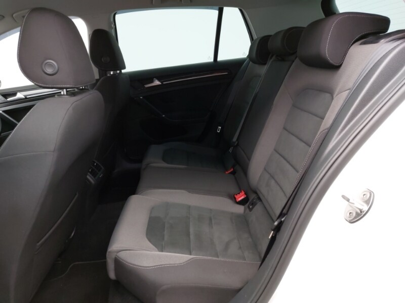 Used Volkswagen Golf 2018 for sale - 77678019: Photo 6