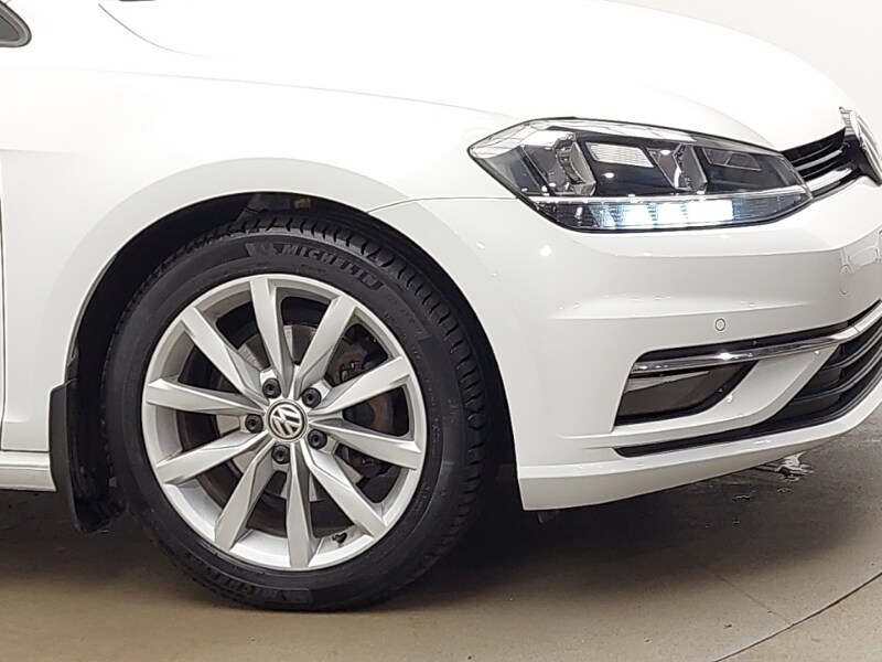 Used Volkswagen Golf 2018 for sale - 77678019: Photo 9