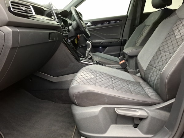 Used Volkswagen T-Roc 2022 for sale - 75547028: Photo 5