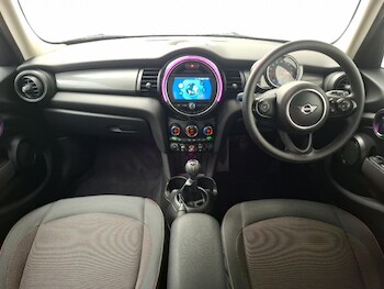 Used MINI Hatch 2020 for sale - 77405180: Photo