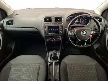 Used Volkswagen Polo 2017 for sale - 79420631: Photo