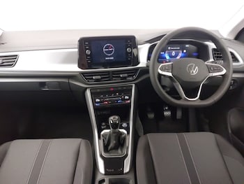 Used Volkswagen T-Roc 2025 for sale - 75371955: Photo