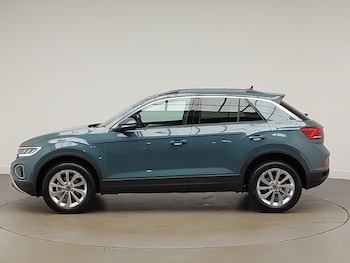 Used Volkswagen T-Roc 2025 for sale - 75371955: Photo
