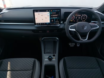 Used Volkswagen T-Roc 2026 for sale - 79298881: Photo