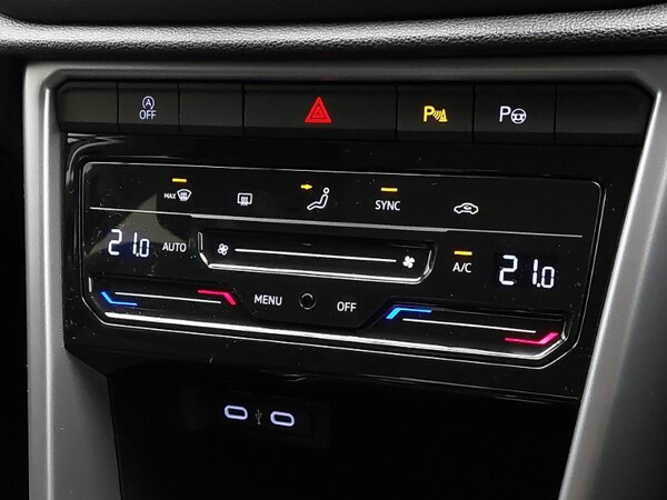 Used Volkswagen T-Roc 2024 for sale - 75513827: Photo 13