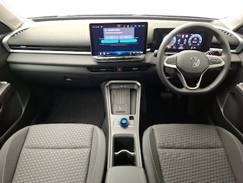 Used Volkswagen T-Roc 2026 for sale - 78112849: Photo