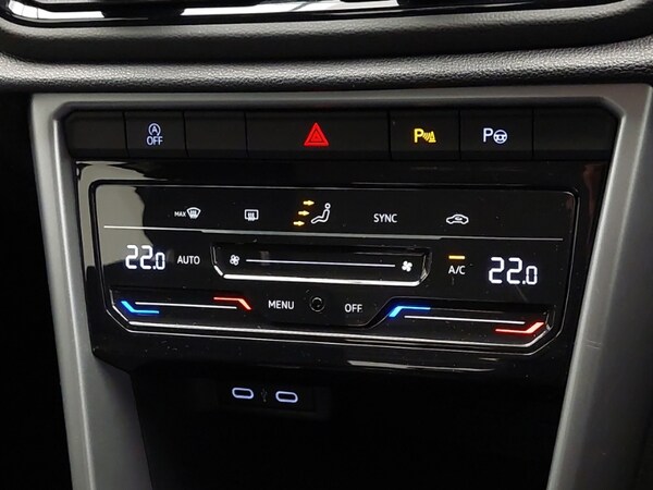 Used Volkswagen T-Roc 2022 for sale - 76195750: Photo 15