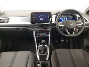 Used Volkswagen T-Roc 2022 for sale - 76195750: Photo 2