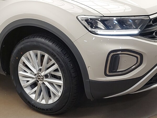 Used Volkswagen T-Roc 2022 for sale - 76195750: Photo 9