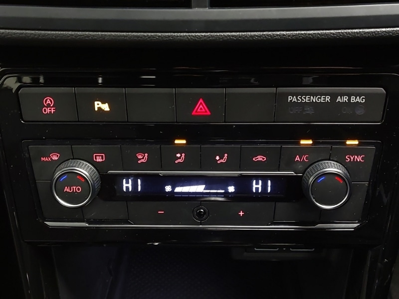 Used Volkswagen T-Cross 2020 for sale - 77433052: Photo 16