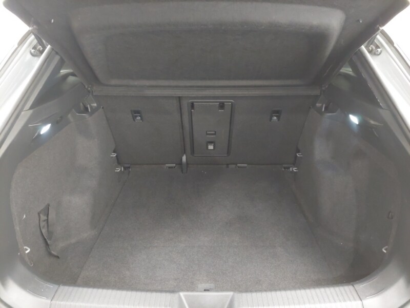 Used Volkswagen ID.4 2022 for sale - 77664101: Photo 8