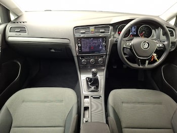 Used Volkswagen Golf 2018 for sale - 79420629: Photo