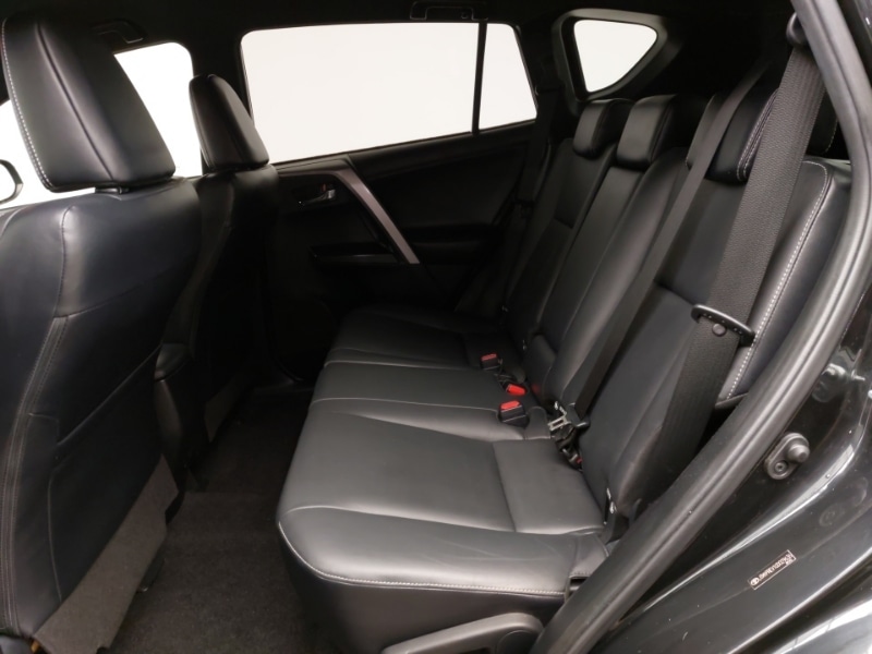 Used Toyota RAV4 2017 for sale - 78079875: Photo 6