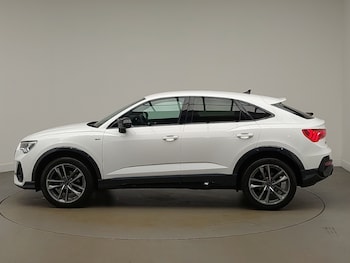 Used Audi Q3 2023 for sale - 75198051: Photo
