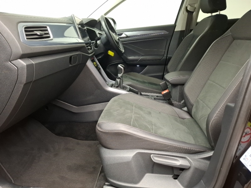 Used Volkswagen T-Roc 2023 for sale - 77352873: Photo 5